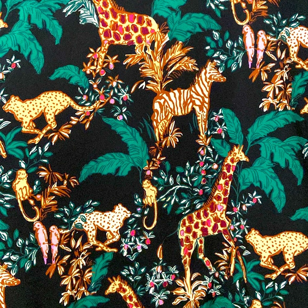 Lilly Pulitzer Luxletic Jacket-NWOT-XL- Dancing In The Moonlight - Picture 4 of 11